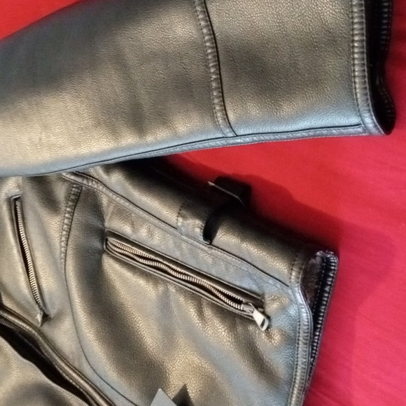 ANDREW MARC. - Picture 5 of 11